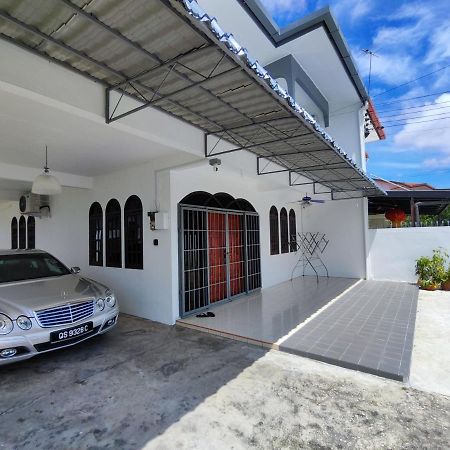 Grand Height Homestay 7A 10Pax 4Rooms Sibu Exterior photo