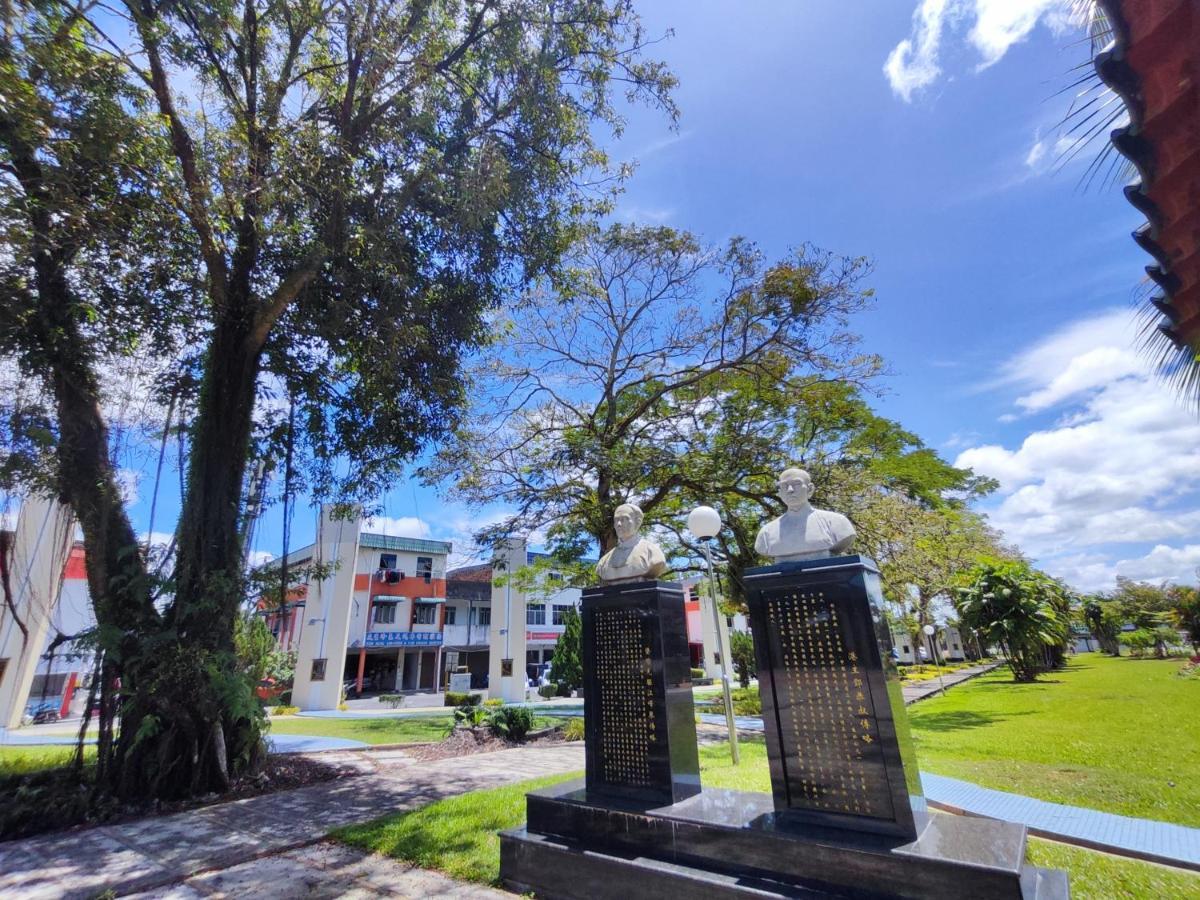 Grand Height Homestay 7A 10Pax 4Rooms Sibu Exterior photo