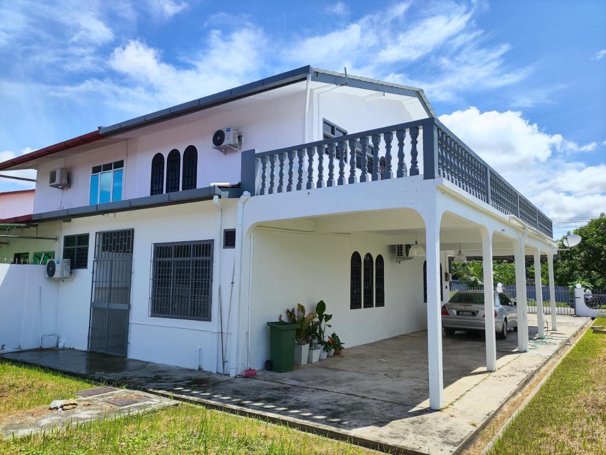 Grand Height Homestay 7A 10Pax 4Rooms Sibu Exterior photo
